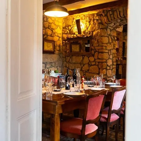 Annemaria Vila Veli Dol