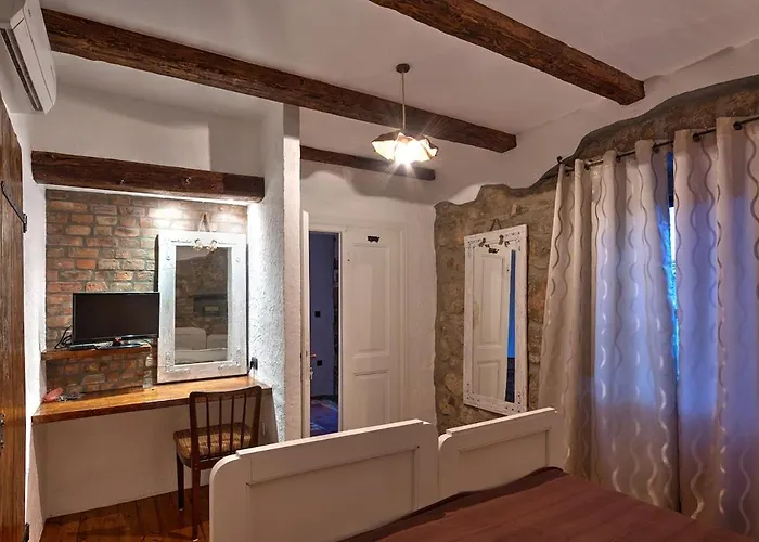 Annemaria 别墅 Veli Dol