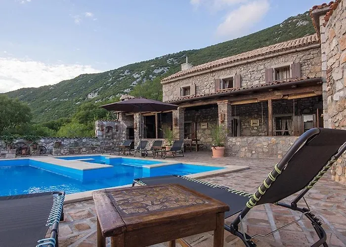 Annemaria Villa Veli Dol